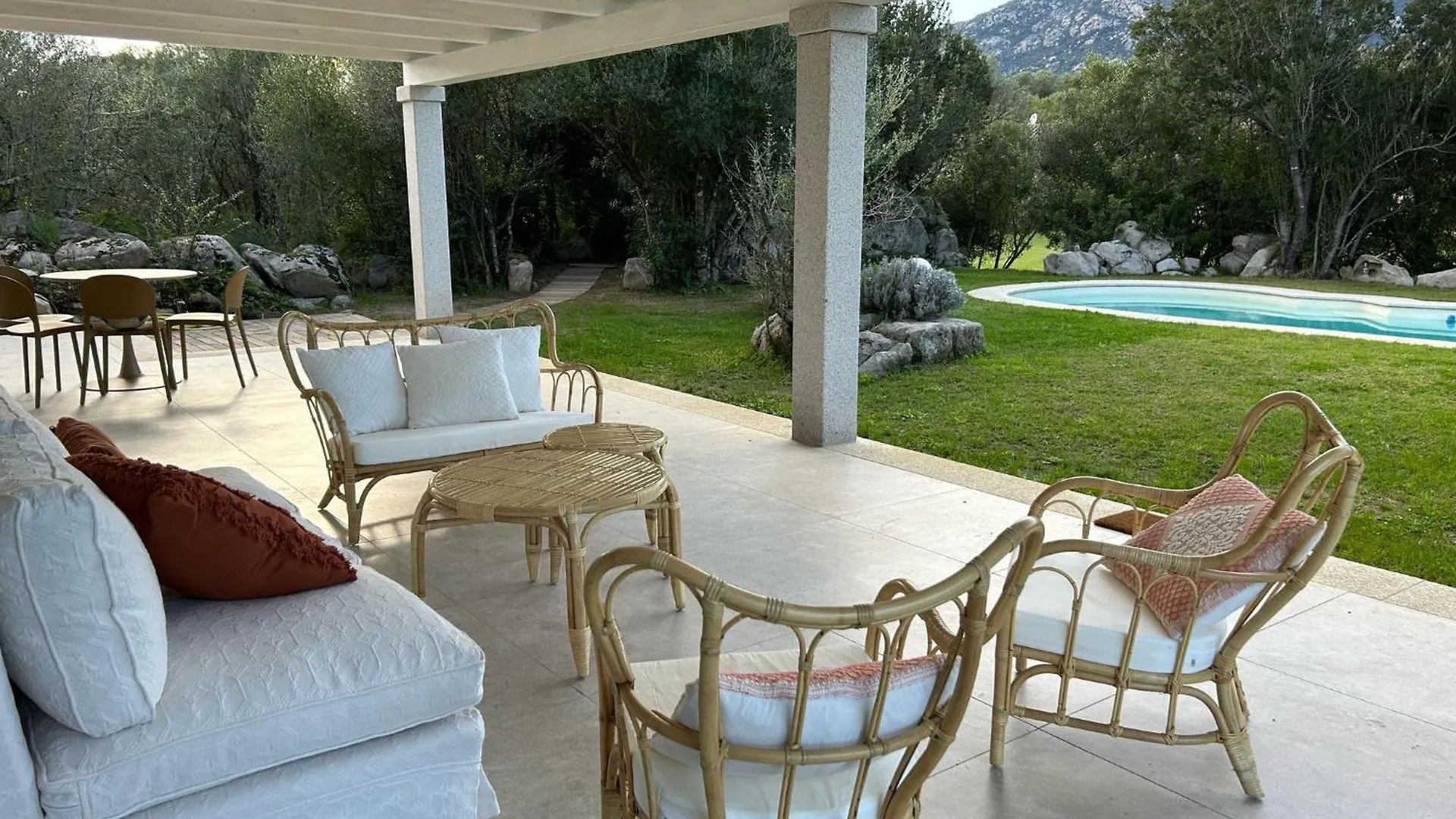 Exclusive Villa Bianca كوغنانا