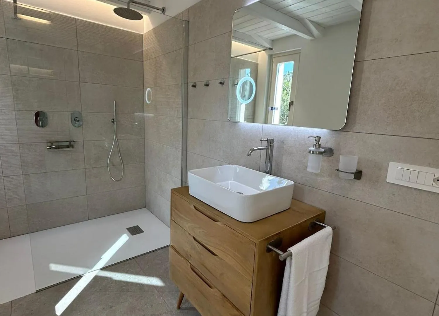 Exclusive Villa Bianca 库尼亚纳